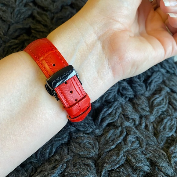 Longvadon Caiman Series Crimson Red (medium) with Black Details Apple Watch Band - Picture 4 of 10